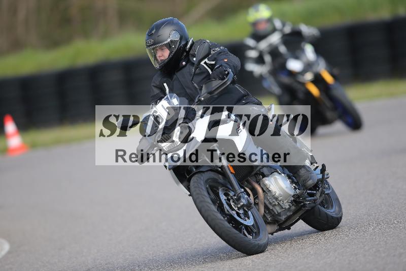 /Archiv-2023/10 21.04.2023 Discover the Bike ADR/Bike 1 gruen/60
